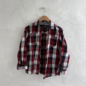 Kenneth Cole reaction boys XL (12-14) plaid button down long sleeve